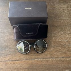 Tom Ford Carrie Sunglasses, Box And Case 