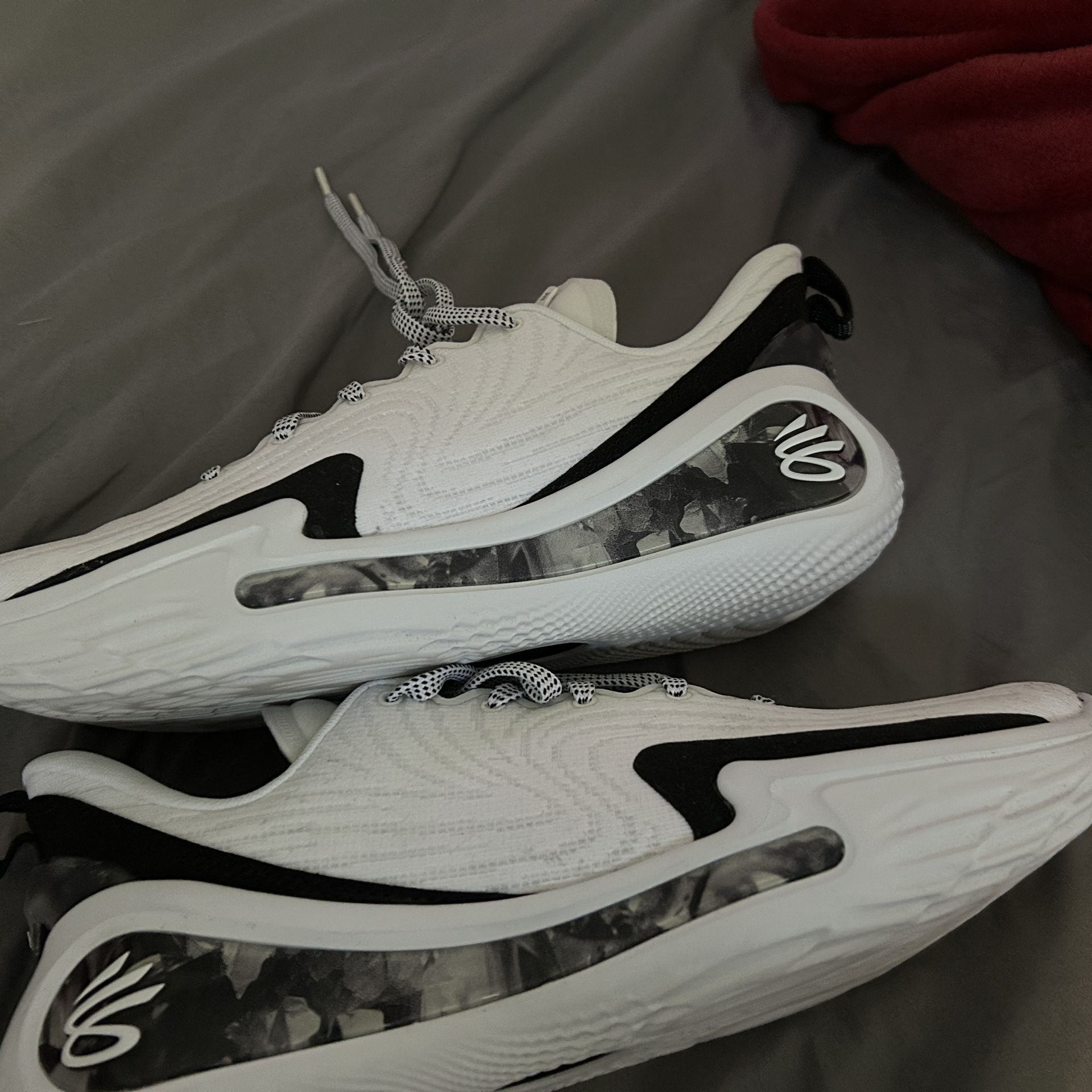 Stephen Curry 12’s Black And White Men’s Size 10.5