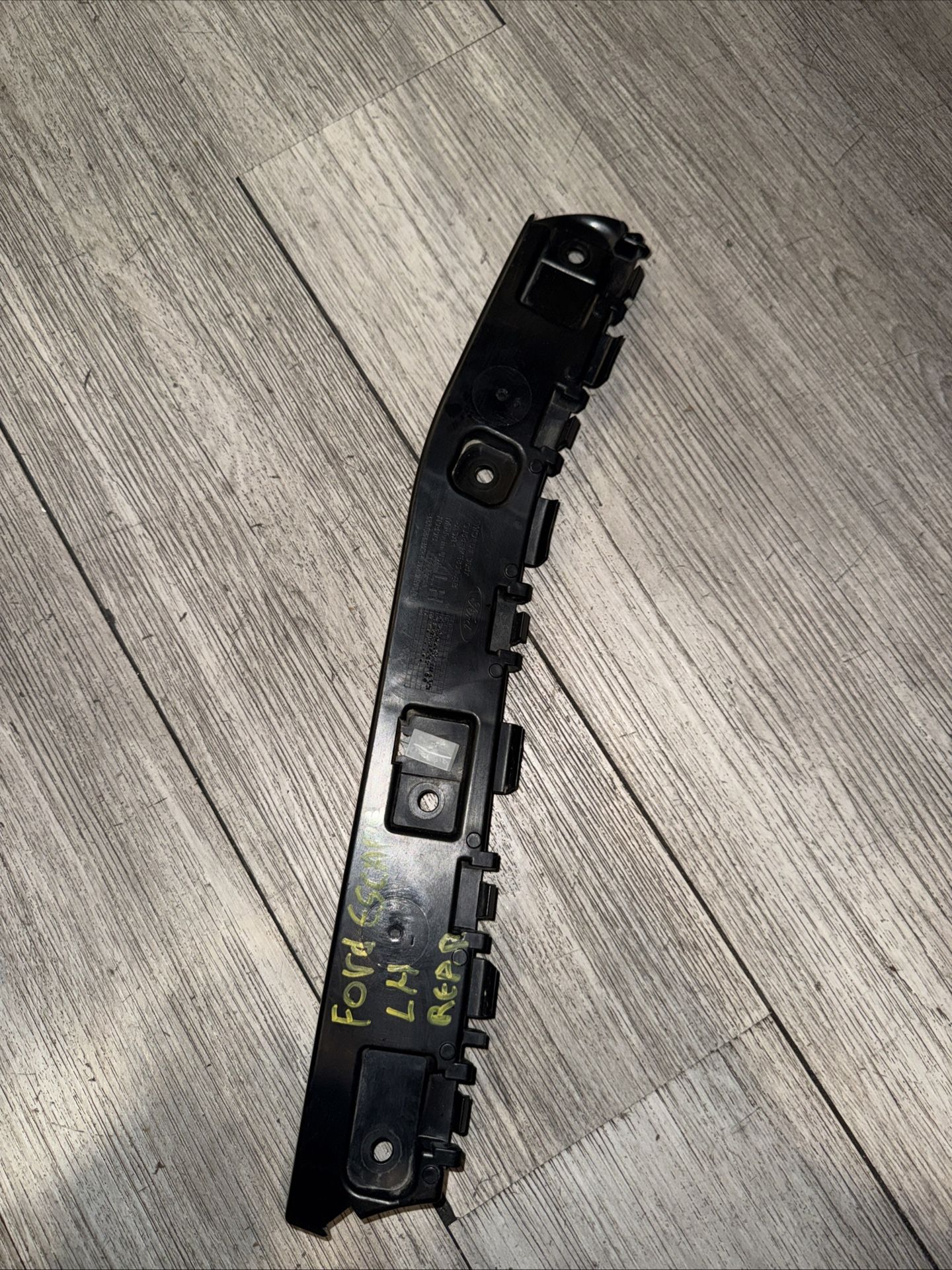 2013-2016 FORD ESCAPE REAR LEFT DRIVER BUMPER COVER MOUNT BRACKET SUPPORT OEM