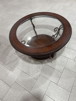 Set Of 2 Round Tables!