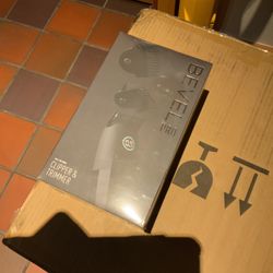 Bevel Pro Clippers And Trimmers Whole Kit. Brand New In The Box Price Is Firm.