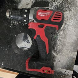 Milwaukee M18 Drill