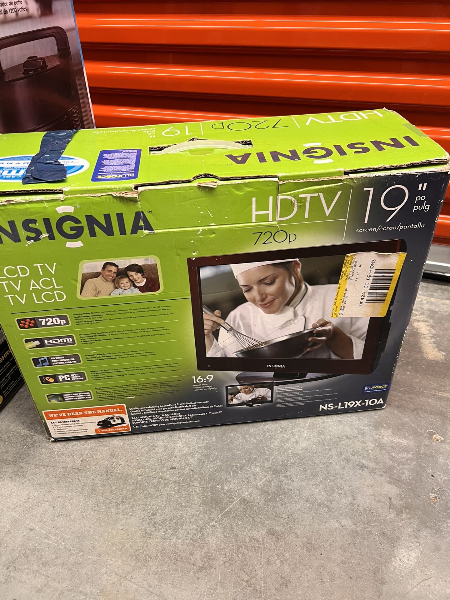 Insignia HDTV 720 P 19in Tv