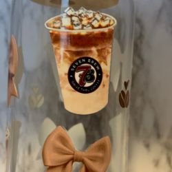 7 brew with brown bows 16oz glass cup
