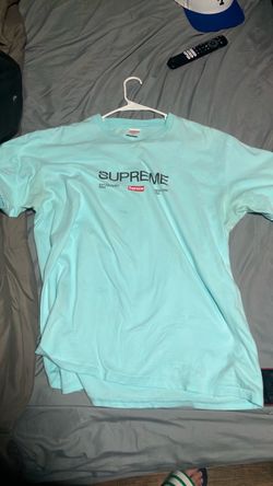 Supreme authentic tshirt