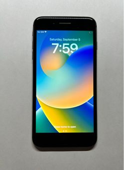 Apple iPhone 8 Plus – 64GB – Space Gray (Unlocked)