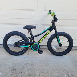 2022 SPECIALIZED RIPROCK COASTER. 16×2.3 fat tires. Single speed with coaster brake. 8.5" ALUMINUM frame. Excellent condition.