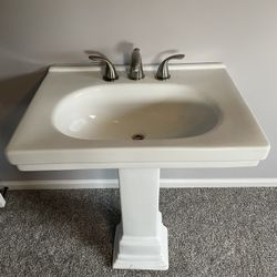 Pedestal Sink