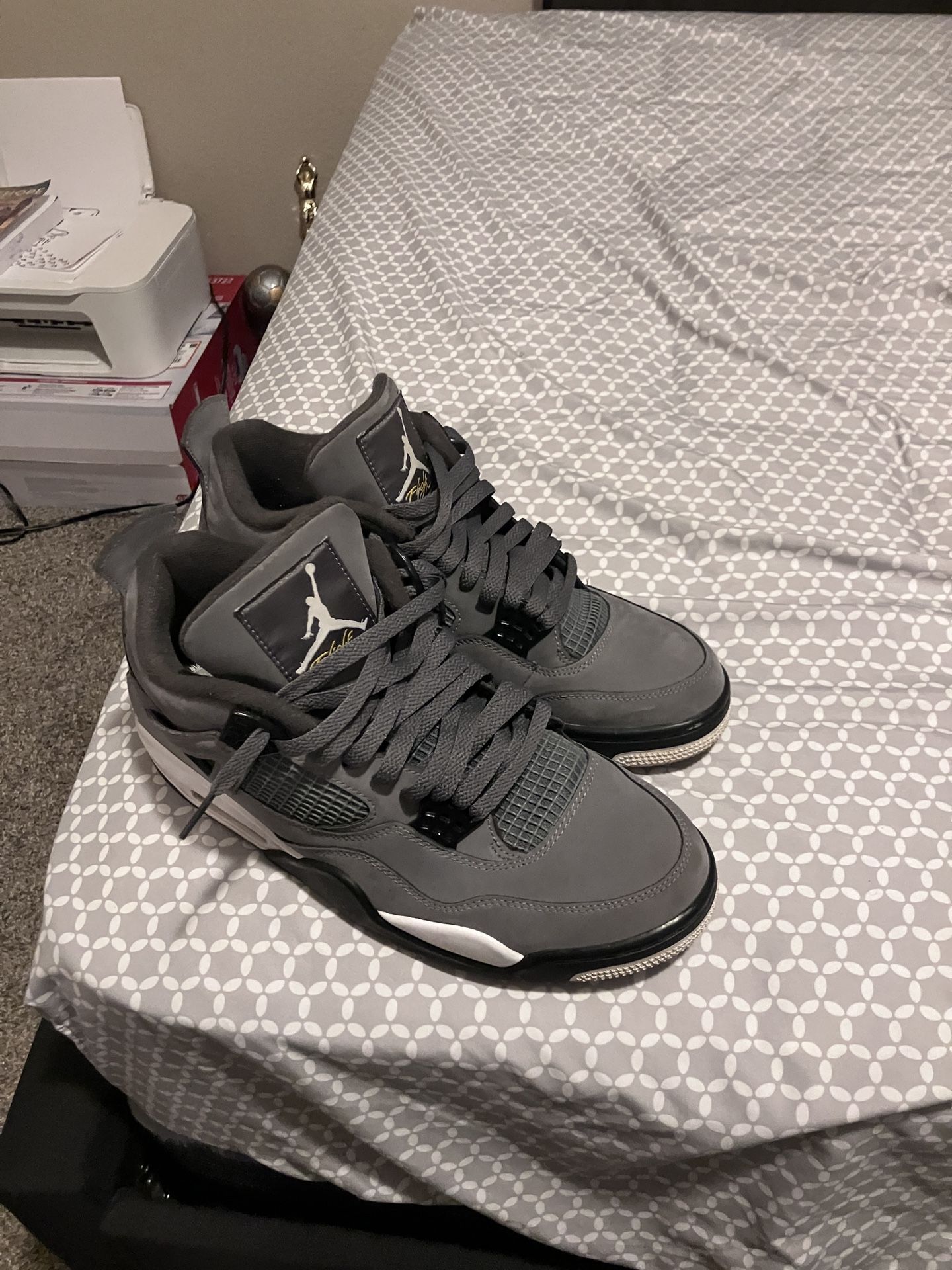 Jordan 4 Cool grey