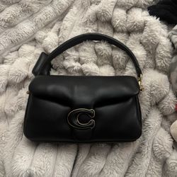 Coach Pillow Tabby 26 