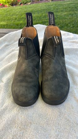 Blunt-stone Boots size 4 black dark grayish like new condition $220 new selling for $100 size 4 equals size 7