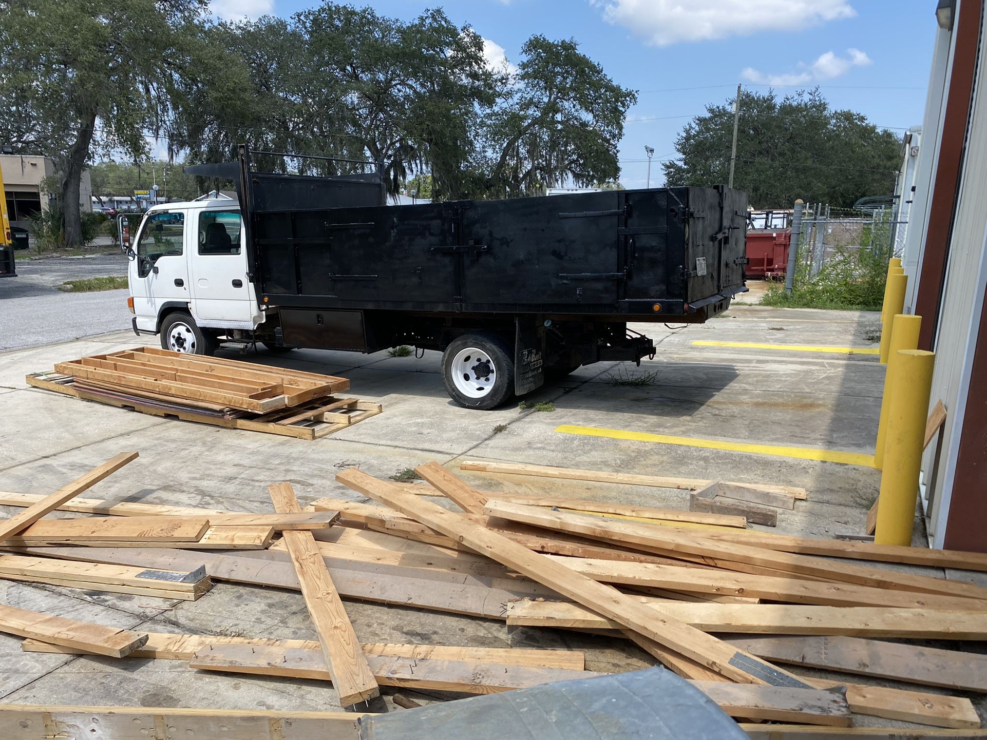 Isuzu Nqr Crewcab For Parts Dump Truck Diesel Auto