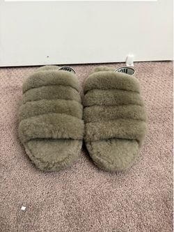 UGG ‘Fluff Yeah’ Slides - Size 12 WMNS