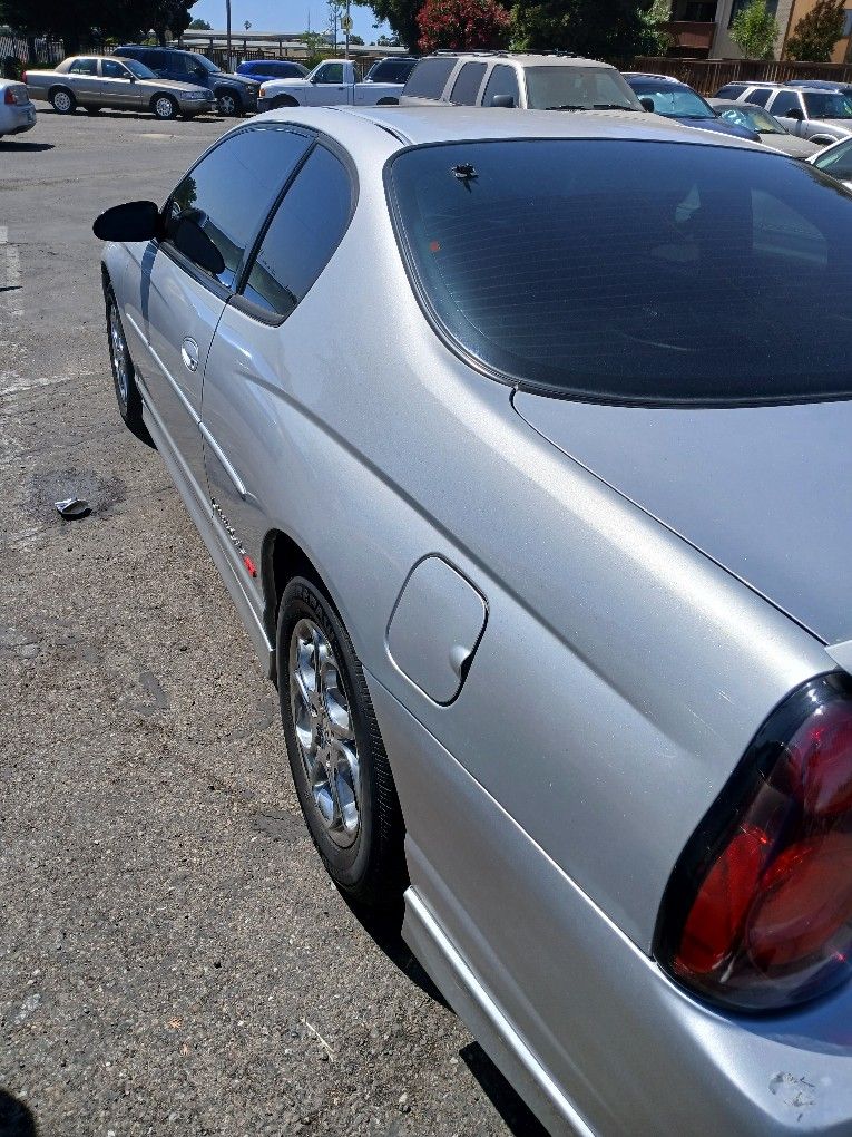 2002 Chevrolet Monte Carlo