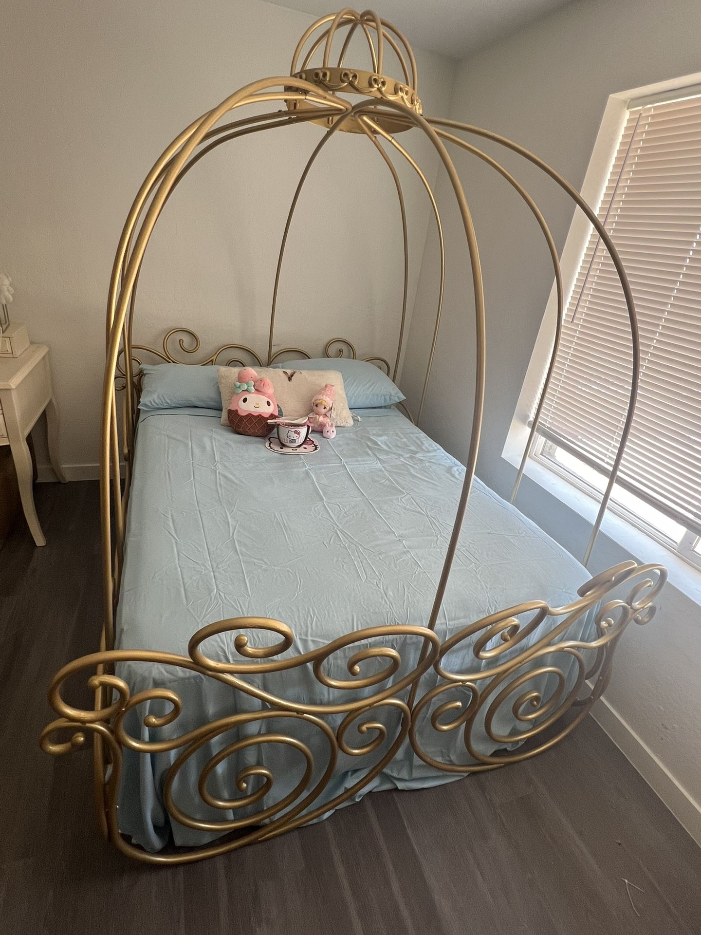 Princess Full Gold Bed