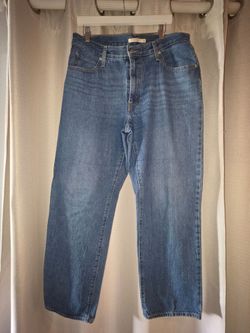 Women's Levi's jeans