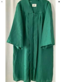 Green Graduation Cap & Gown Set