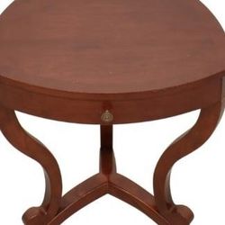 Beautiful Coffee Table Antique