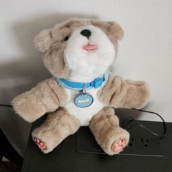 Little Live Pets Bulldog Tan Interactive My Kissing Puppy Dog Plush Works 10