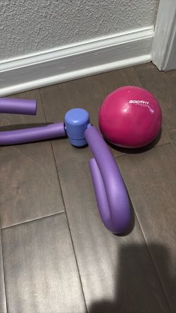 Thigh master/body fit medicine ball