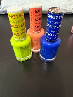 DND Nail Polish