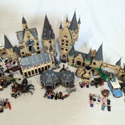 Huge Lot of Harry Potter LEGO Sets!!