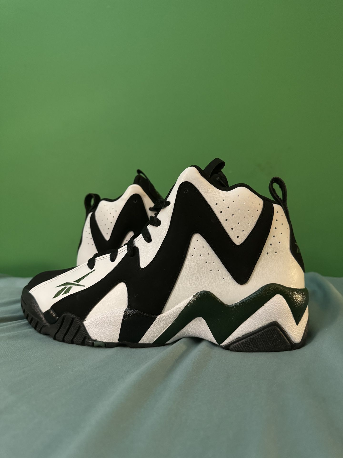 Reebok Kamikaze II Size 10