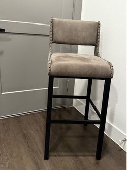 Bar Stools/ High Table Chairs