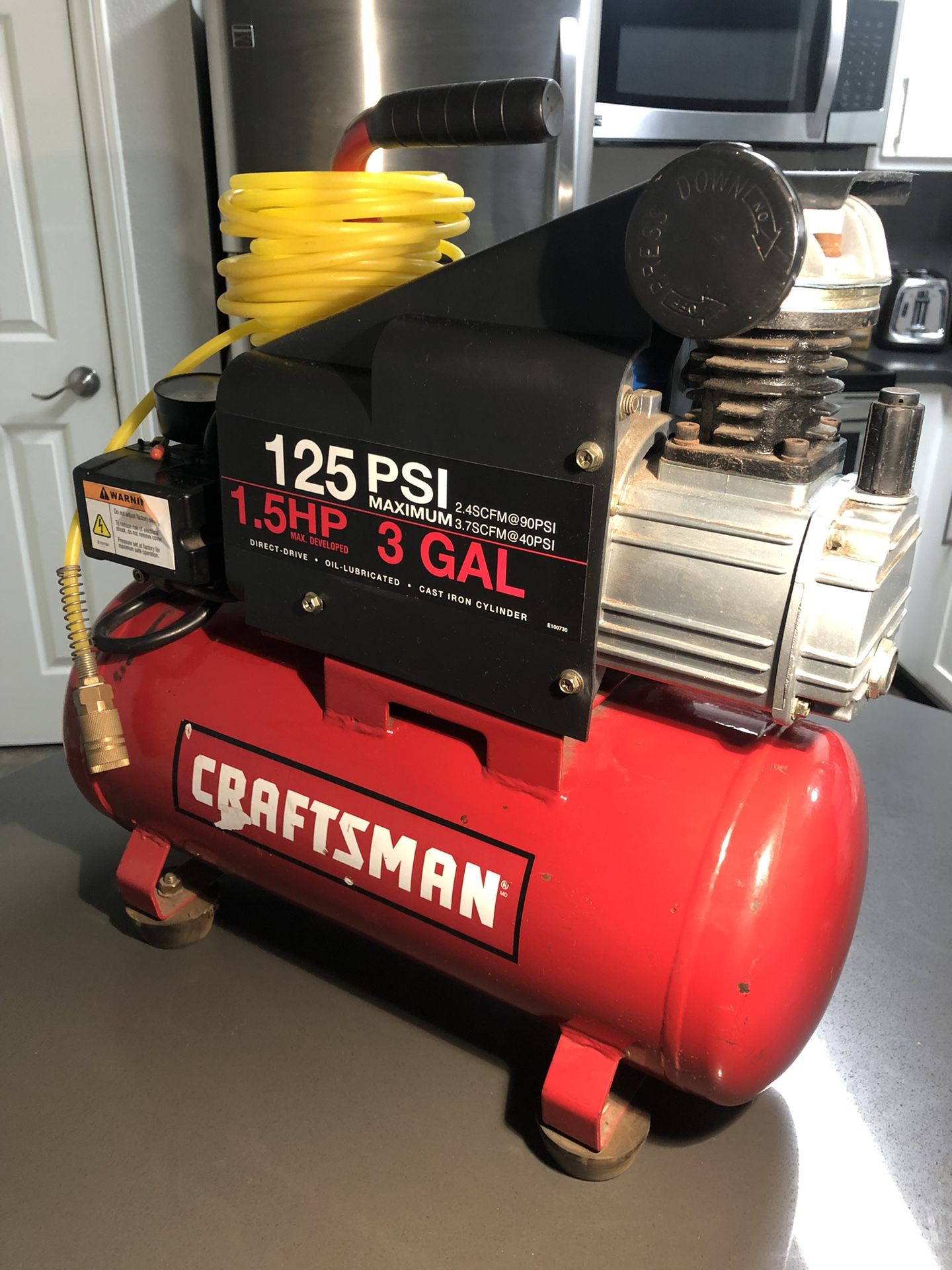 Craftsman Air Compressor 125, Psi 1.5 Hp 3 Gallons