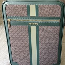 Micheal kors small signature suitcase   Brown/ green original