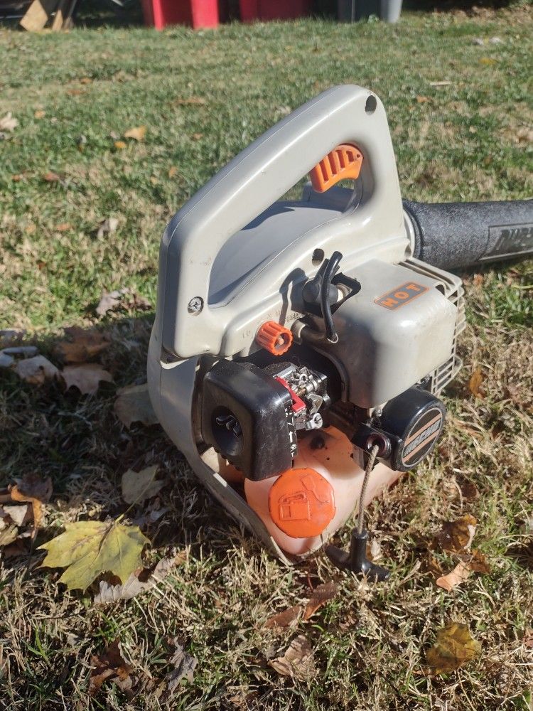 ECHO Leaf Blower Machine  Gas 2 cycles working!!!!