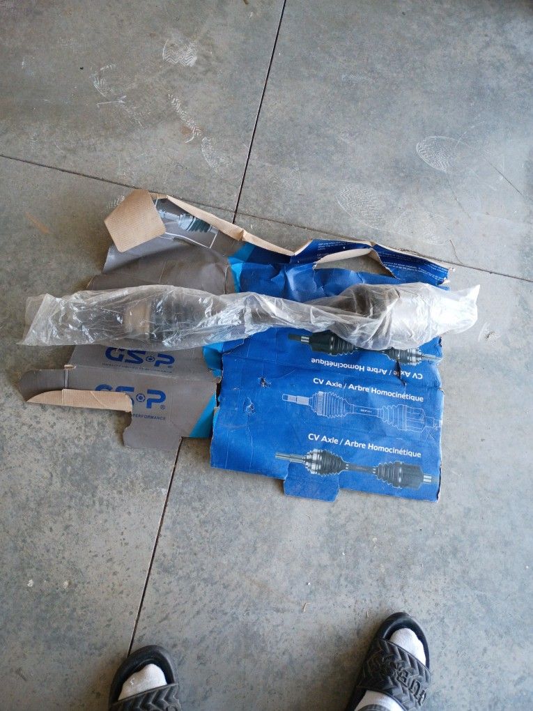 Car or truck part, I don't know what it is