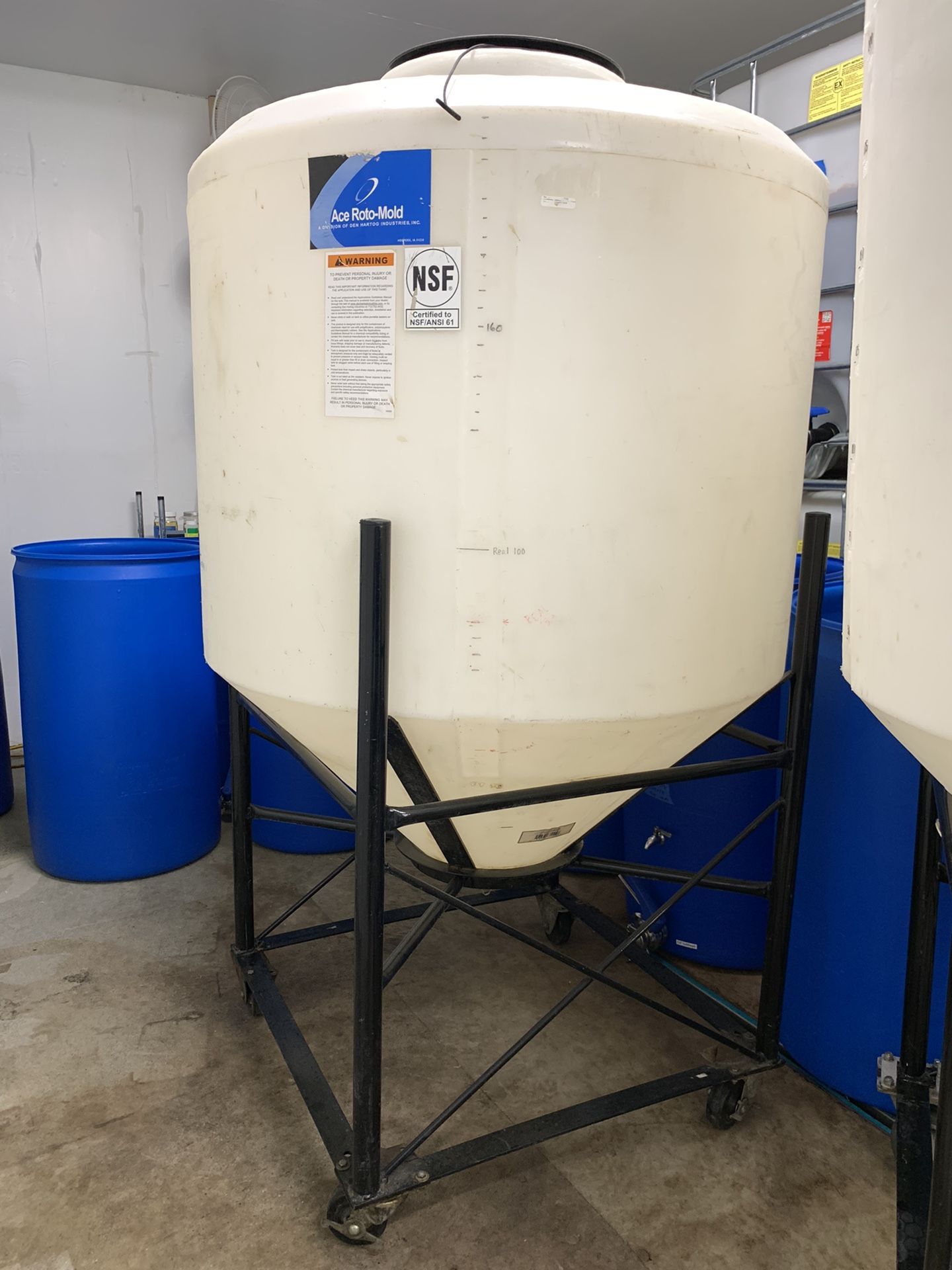 200 Gallon Plastic Conical Fermenter Storage Tank On Stand
