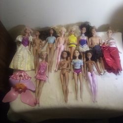 Barbies 