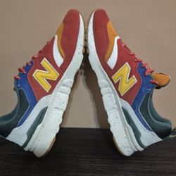 New Balance 997H - Wm (Sz 9)
