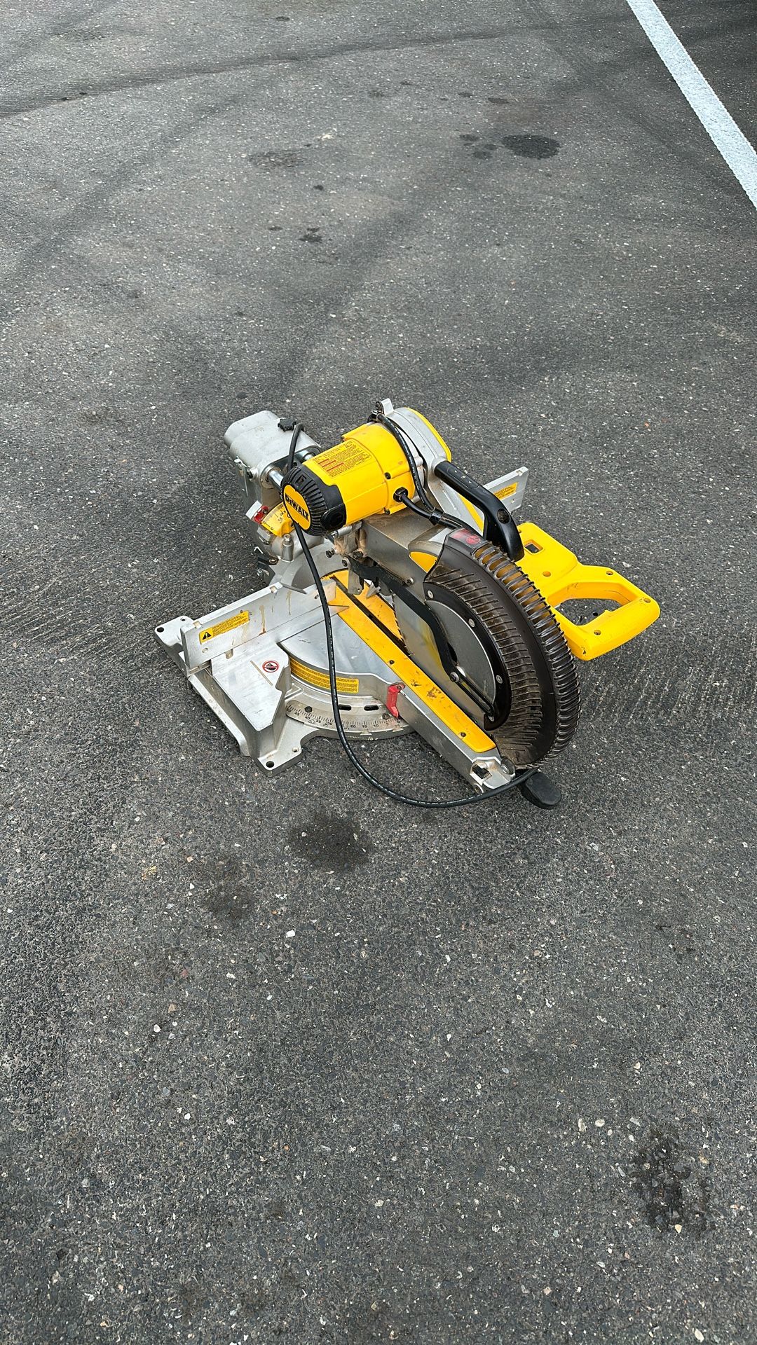 DeWalt 12” Sliding Miter Saw