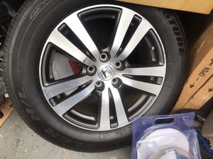 Photo 2017 Honda Pilot 3 wheels with tires 18”