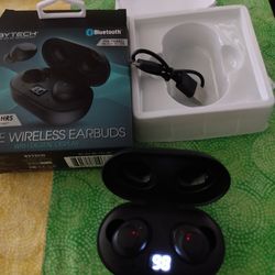 BYTECH WIRELESS BLUETOOTH EARBUDS WITH DIGITAL