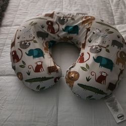 Bobby Breastfeeding Pillow