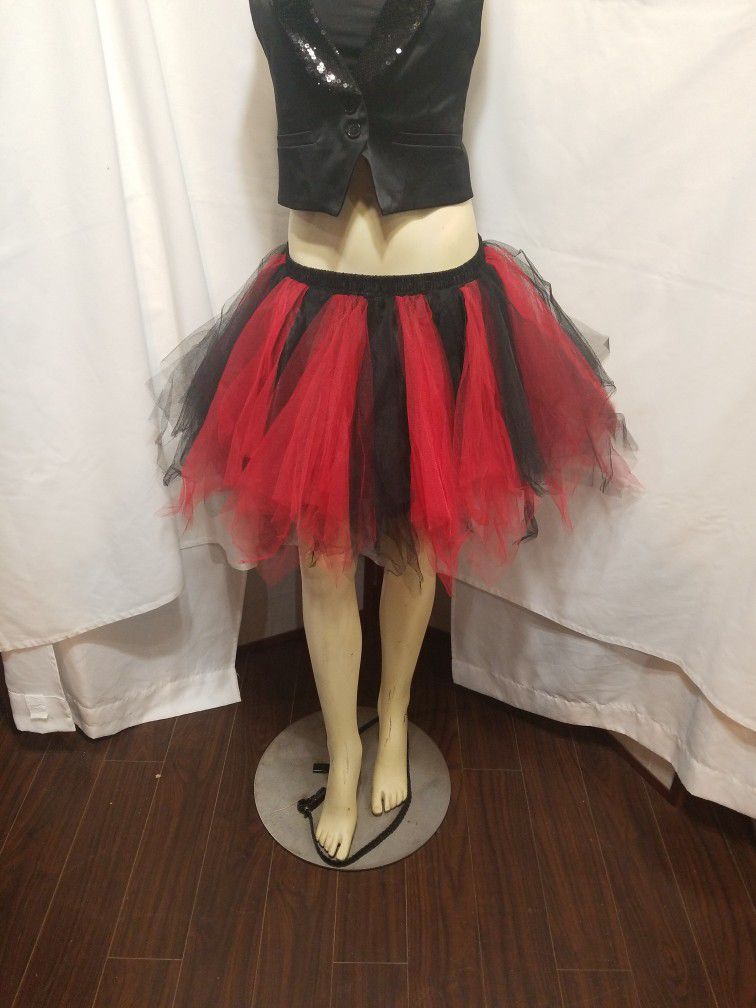 Tripple Layer Tulle Skirt Black Red And White Very Stretchy, W M