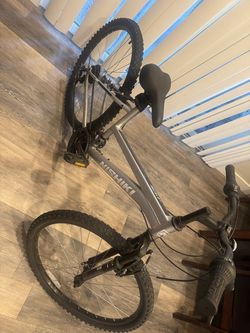 Nishiki Women's Pueblo 26" Mountain Bike Frame Size S (Unused)