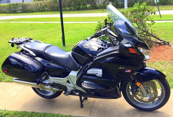 2006 honda st1300