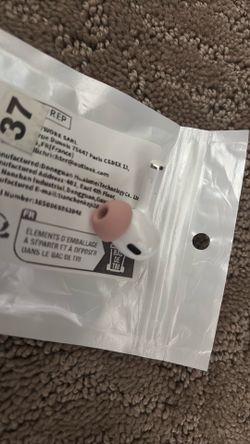 AirPod Pro left earbud