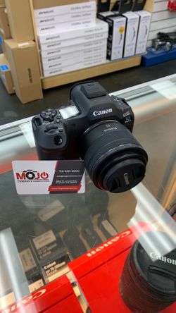 Canon R5 Mark II + Canon RF 35mm F1.8