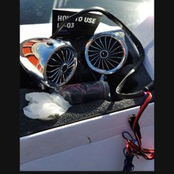 New Open Box Lexin LX-Q3 Motorcycle Bluetooth 5.1 Speaker 3 Inch N48 Speaker