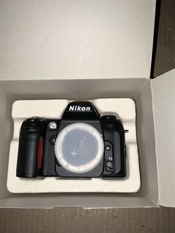 Nikon N80 35mm Film Camera