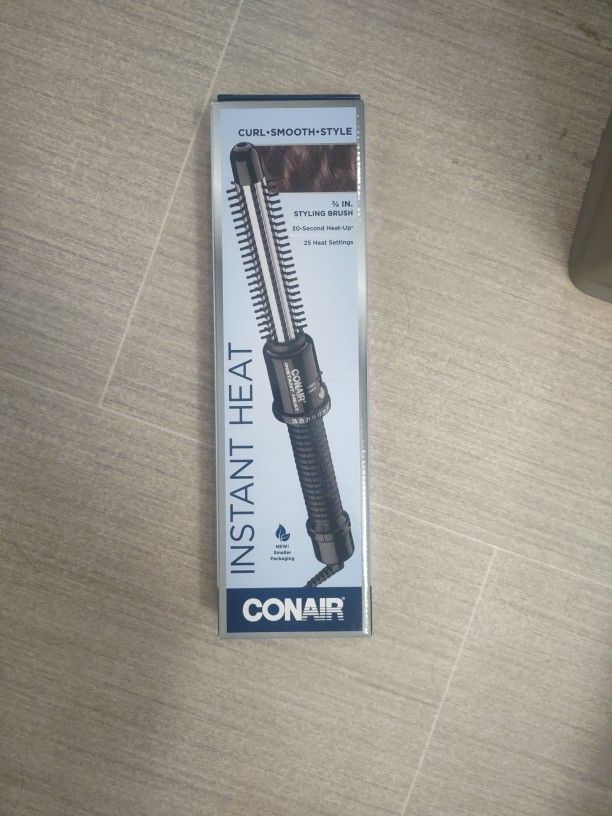 New In Box Con Air Instant Heat Styling Brush
