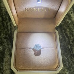 2.4 Moissanite Diamond 