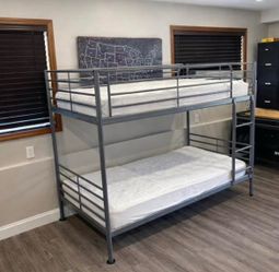 Bunk bed set
