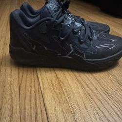 LaMelo Men’s Size 8